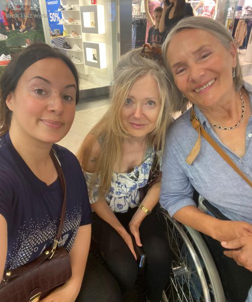 met Mira en Daria Toruń