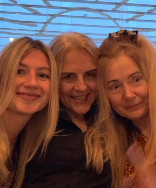 met Renia en Karolina in restaurant Bambola Amsterdam